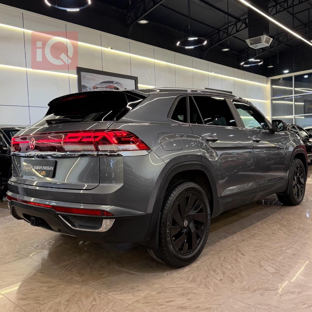 فولكسفاغن أطلس كروس سبورت